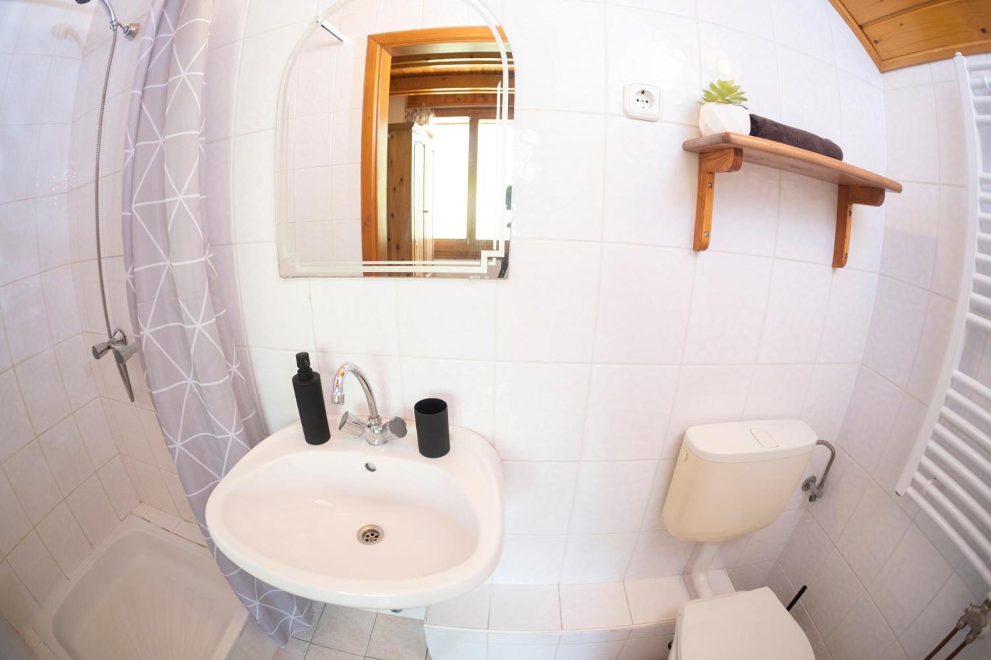 Vicze Apartmanhaz Сиофок Стая снимка