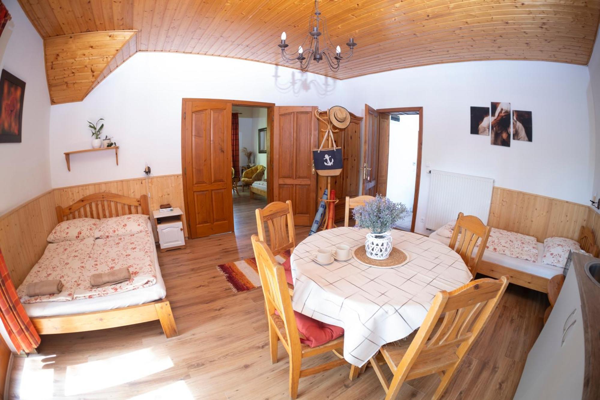 Vicze Apartmanhaz Сиофок Стая снимка