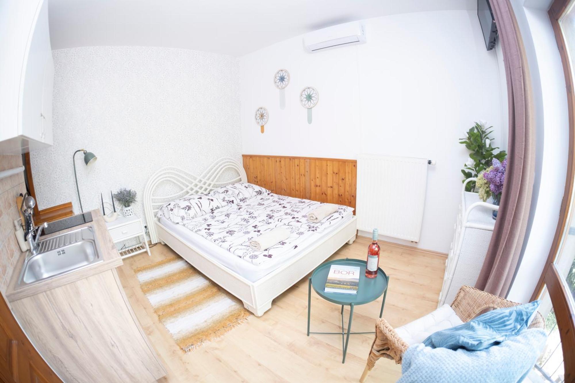 Vicze Apartmanhaz Сиофок Екстериор снимка